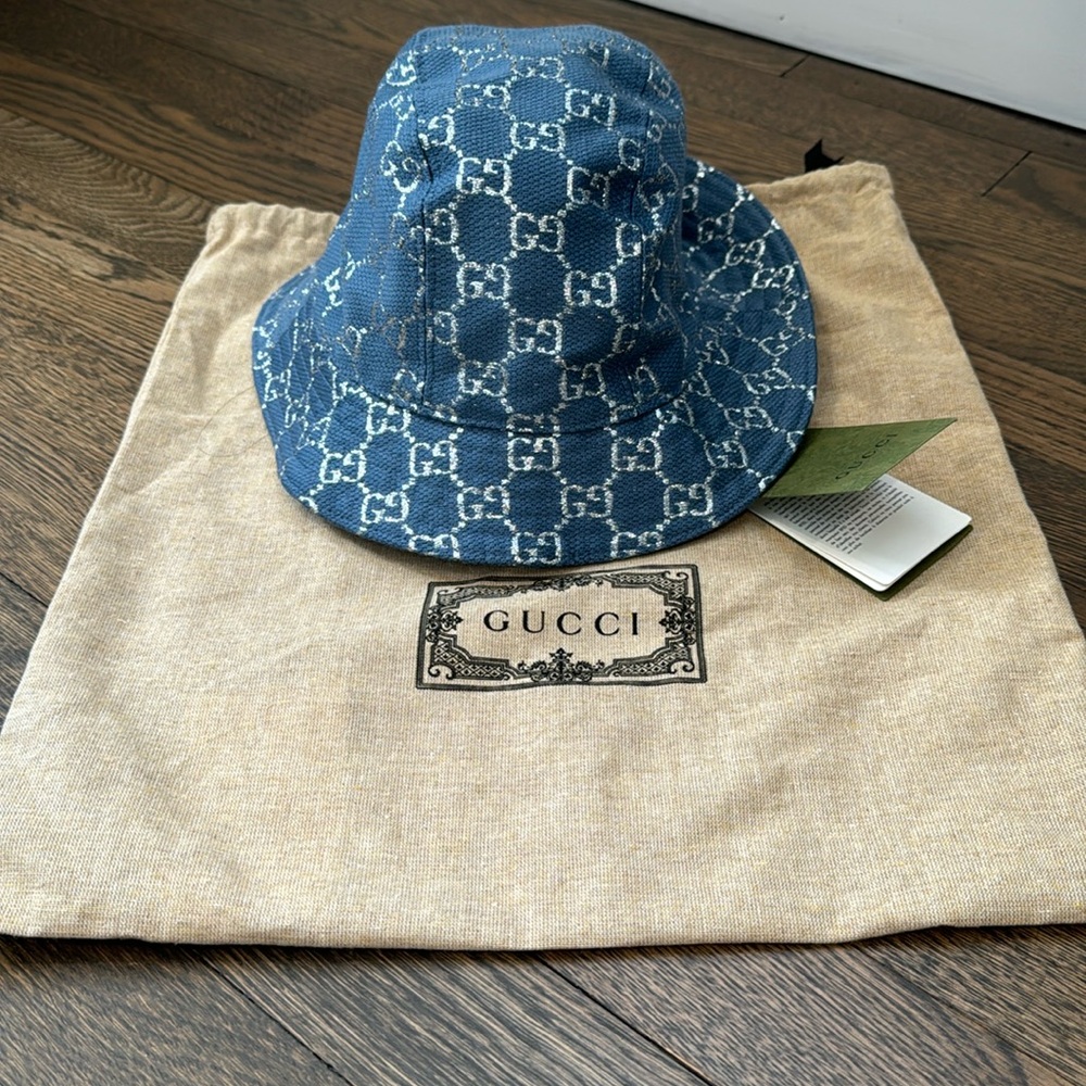 Gucci Lame Bucket Hat in blue with silver monogram - never worn - size small